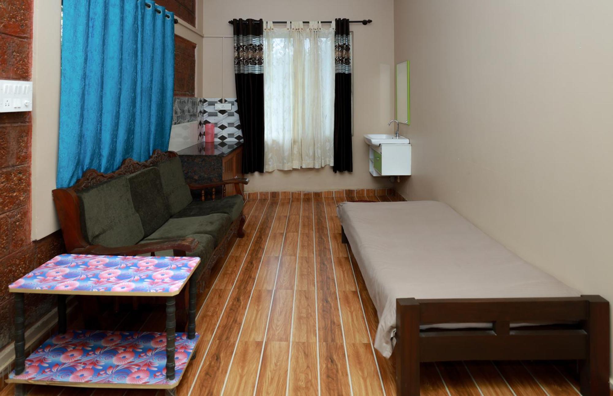 Homestay Sana Riverside